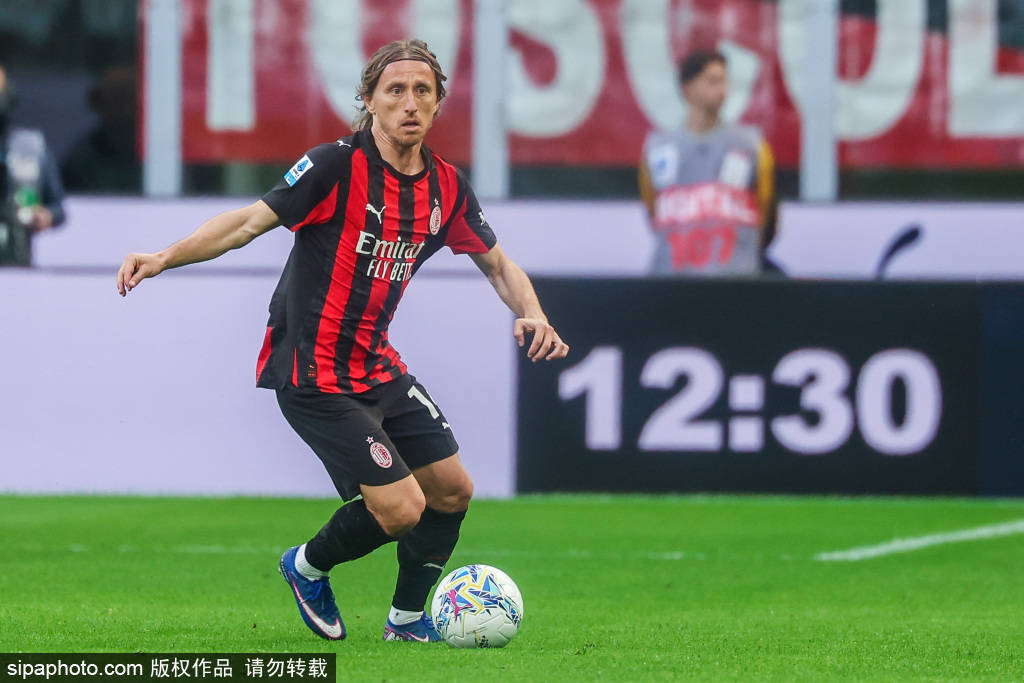 莫德里奇续约米兰的“三大条件”：红黑军团的未来在他手中？